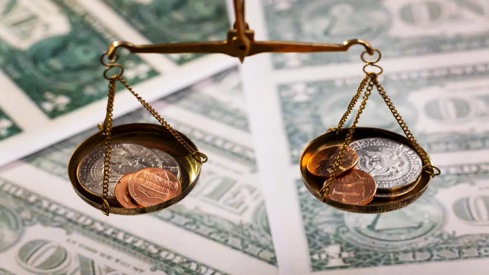 What-is-monetary-policy-and-how-does-it-influence-the-pulse-of-global-financial-markets